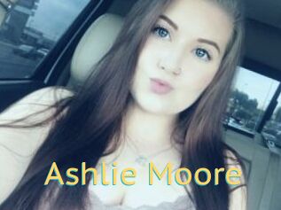 Ashlie_Moore