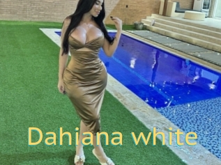 Dahiana_white