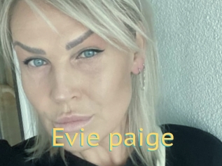 Evie_paige