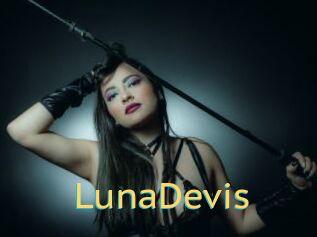 LunaDevis