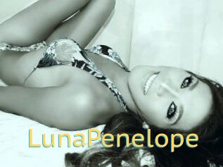 LunaPenelope