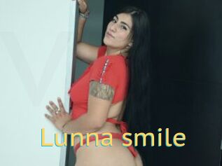 Lunna_smile