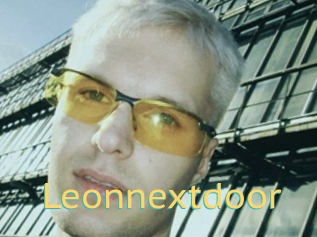 Leonnextdoor