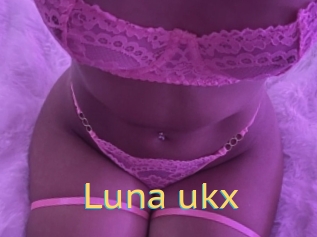 Luna_ukx