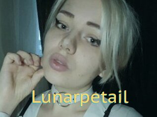 Lunarpetail