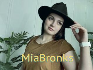 MiaBronks