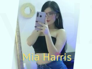 Mia_Harris