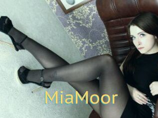 Mia_Moor