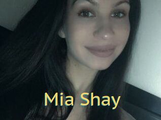 Mia_Shay