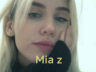 Mia_z