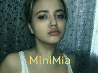 Mini_Mia