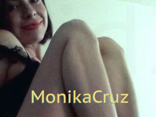 Monika_Cruz