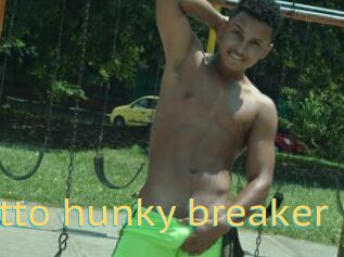 Mulatto_hunky_breaker