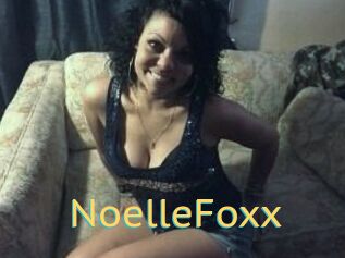 Noelle_Foxx