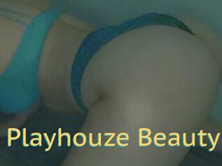 Playhouze_Beauty