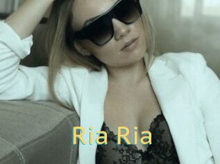 Ria_Ria