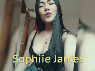 Sophiie_James