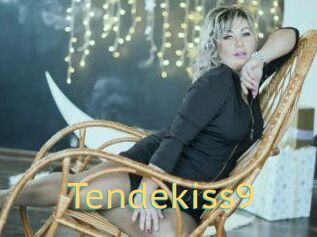 Tendekiss9