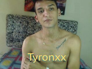 Tyronxx